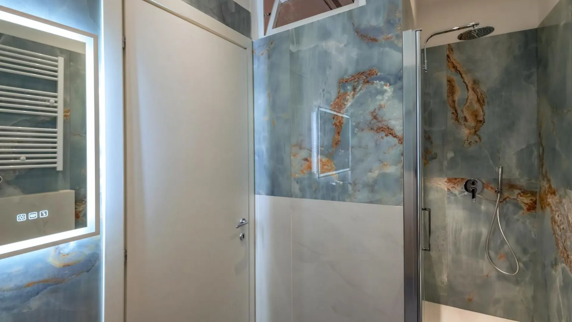 Guest house Ap Royal Suite Guesthouse Rome Italy